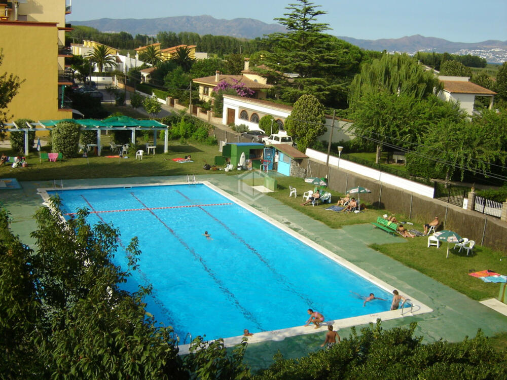218143 TCanigo 8D Apartamento Bon Relax Sant Pere Pescador