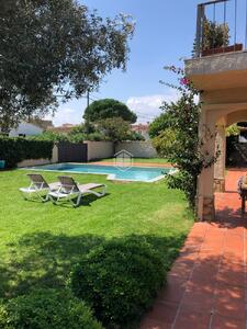 235810 Besalu 30 Casa / Xalet  Sant Pere Pescador