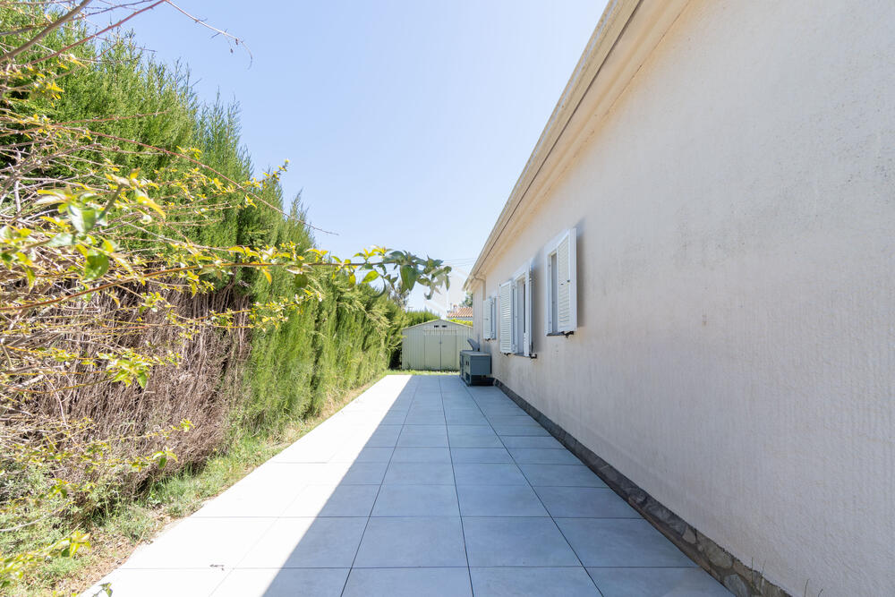 322586 Olot 58 / Emporda 27 Chalet Bon Relax Sant Pere Pescador