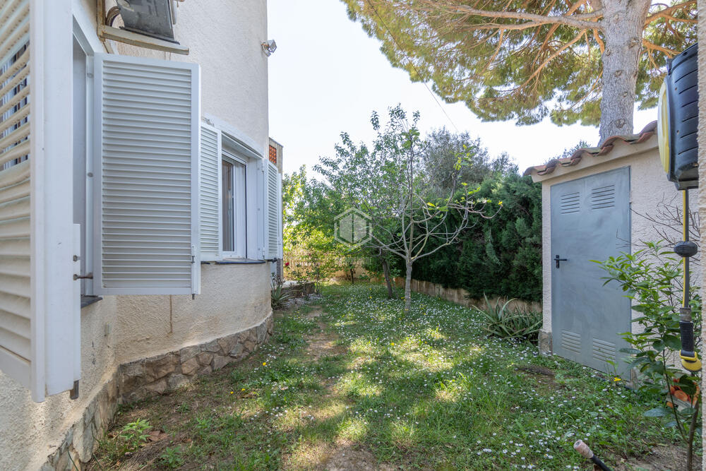 322586 Olot 58 / Emporda 27 Chalet Bon Relax Sant Pere Pescador