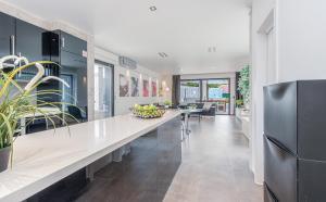 145405 Lieve Casa moderna con piscina privada Chalet  Sant Pere Pescador