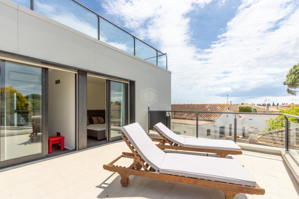 145405 Lieve Casa moderna con piscina privada Casa / Chalet Sant Pere Pescador 145405 Lieve Casa moderna con piscina privada Casa / Chalet Sant Pere Pescador