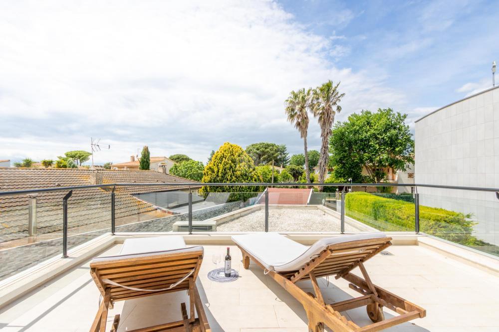 145405 Lieve Casa moderna con piscina privada Casa / Chalet Sant Pere Pescador 145405 Lieve Casa moderna con piscina privada Casa / Chalet Sant Pere Pescador