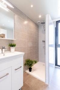 145405 Lieve Casa moderna con piscina privada Chalet  Sant Pere Pescador