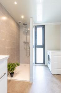 145405 Lieve Casa moderna con piscina privada Chalet  Sant Pere Pescador