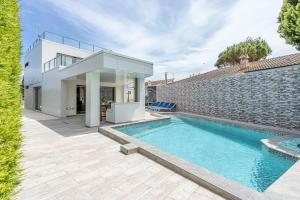 145405 Lieve Casa moderna con piscina privada Chalet  Sant Pere Pescador