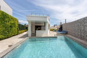 145405 Lieve Casa moderna con piscina privada Chalet  Sant Pere Pescador