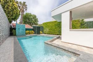 145405 Lieve Casa moderna con piscina privada Chalet  Sant Pere Pescador