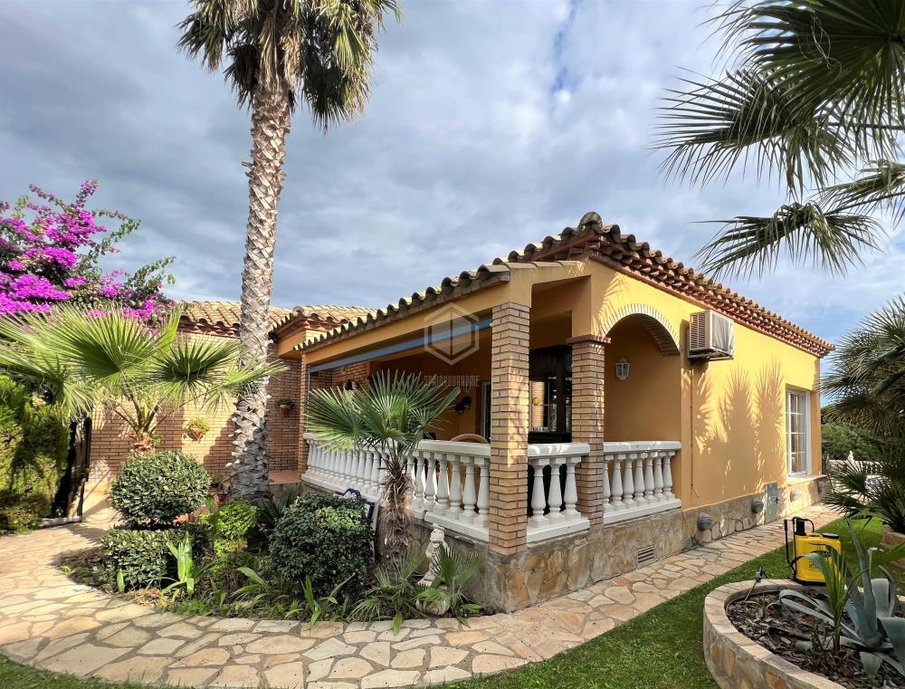 77518 Nautic 13 - Casa con jardin y piscina. Casa / Chalet  Sant Pere Pescador
