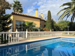 77518 Nautic 13 - Casa con jardin y piscina. Chalet  Sant Pere Pescador