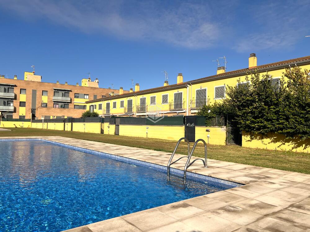 157541 Casa Paradís Casa / Chalet  Sant Pere Pescador
