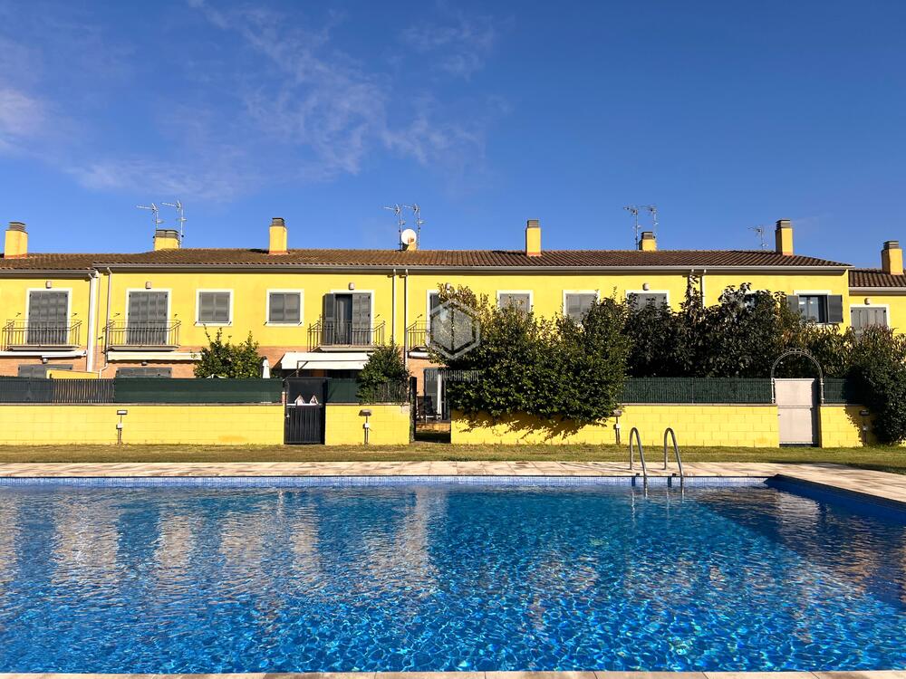 157541 Casa Paradís Casa / Chalet  Sant Pere Pescador