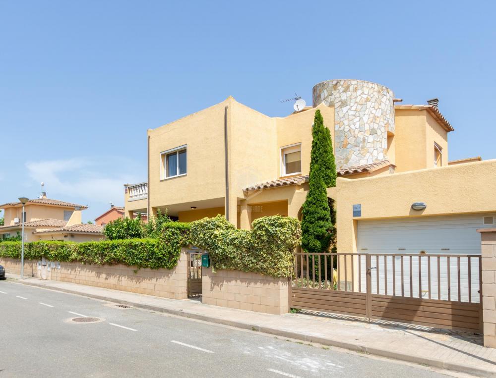 999996 Casa Violant Casa / Chalet La capella Sant Pere Pescador 999996 Casa Violant Casa / Chalet La capella Sant Pere Pescador