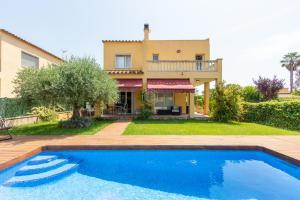 999996 Casa Violant Casa / Chalet La capella Sant Pere Pescador