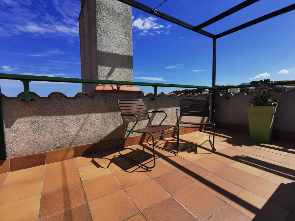 LL-00008 Llança Atico Av. Europa amb piscina Apartment  Llançà
