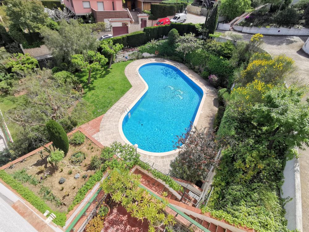 LL-00008 Llança Atico Av. Europa amb piscina Apartment  Llançà
