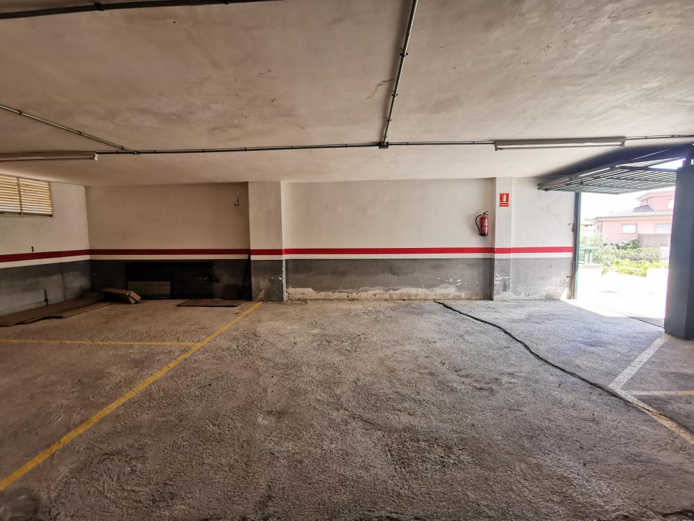 LL-00008 Llança Atico Av. Europa amb piscina Apartment  Llançà