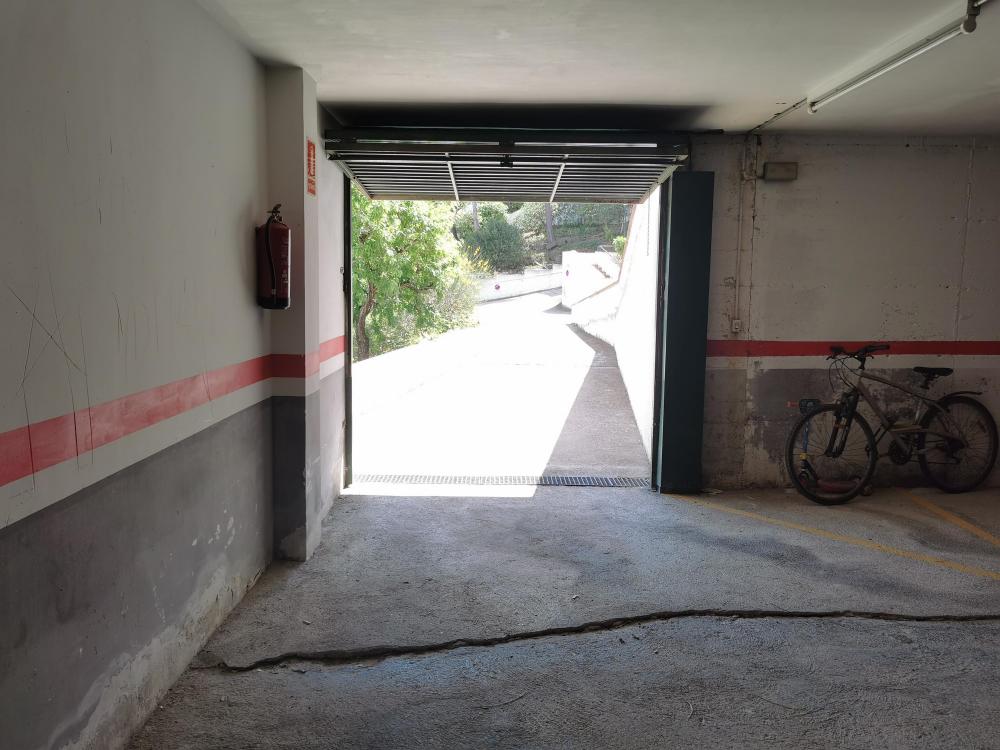 LL-00008 Llança Atico Av. Europa amb piscina Apartment  Llançà