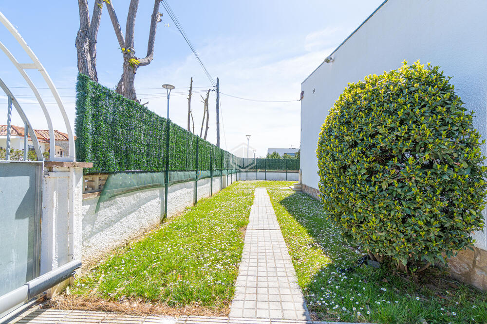322587 OLOT 68 Casa / Chalet Bon Relax Sant Pere Pescador