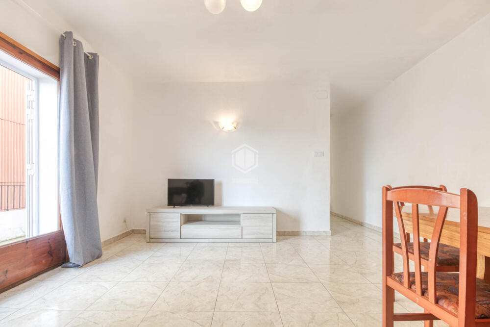 119607 Girona 35 Apartamento  Escala (L')