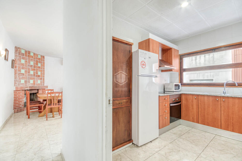119607 Girona 35 Apartamento  Escala (L')