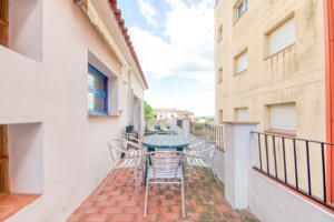 119607 Girona 35 Apartamento  Escala (L')