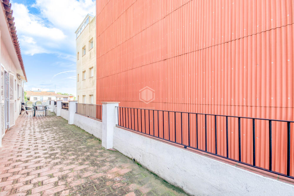 119607 Girona 35 Apartamento  Escala (L')