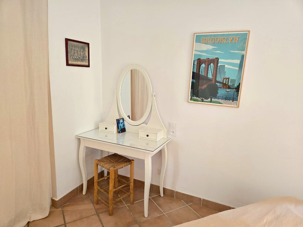 CECILE CECILE Casa de poble Centre Cadaqués CECILE CECILE Casa de poble Centre Cadaqués