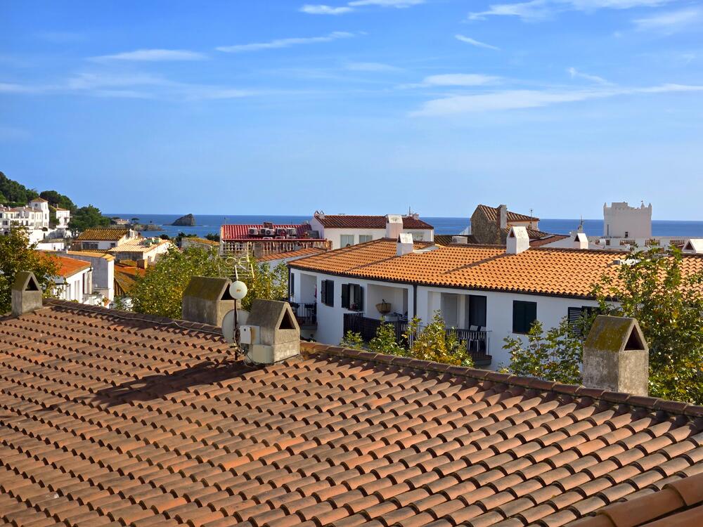 CECILE CECILE Casa de poble Centre Cadaqués CECILE CECILE Casa de poble Centre Cadaqués