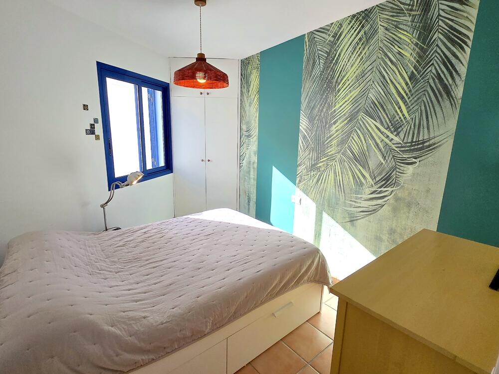CECILE CECILE Casa de poble Centre Cadaqués CECILE CECILE Casa de poble Centre Cadaqués
