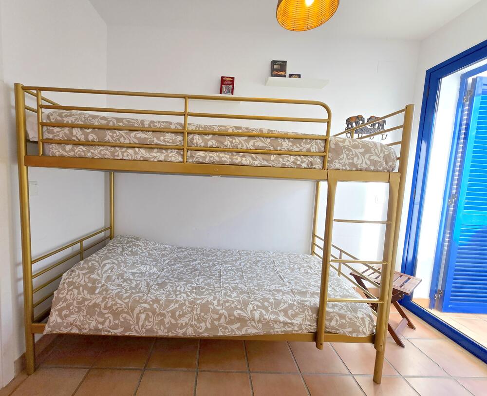 CECILE CECILE Casa de poble Centre Cadaqués CECILE CECILE Casa de poble Centre Cadaqués