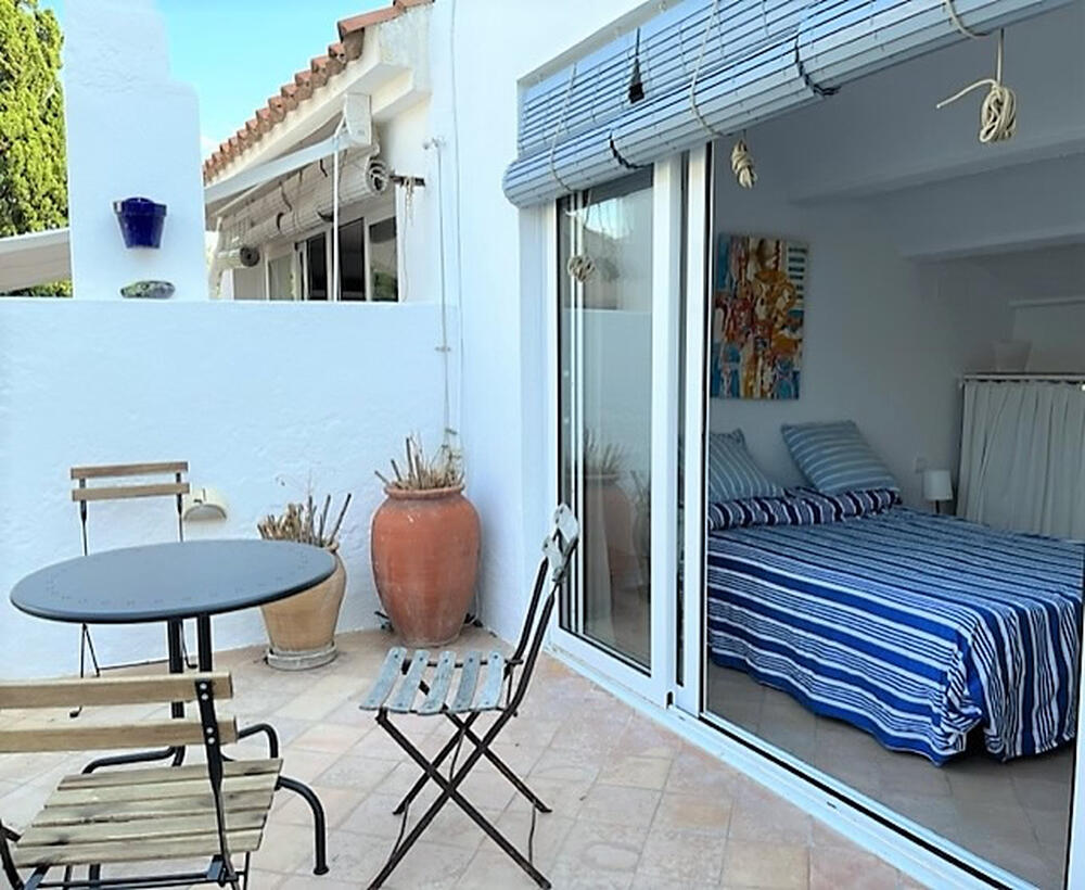 ROBERTS ROBERTS Village house Les Creus Cadaqués ROBERTS ROBERTS Village house Les Creus Cadaqués