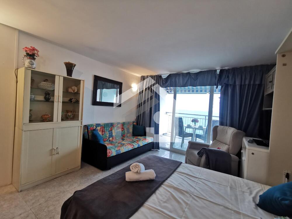 21 APARTAMENTO ELYPALACE 3 6 Estudio Baix Empordà Platja d'Aro
