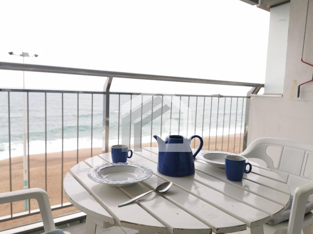82 APARTAMENTO ELYPALACE 3 7 Estudio Baix Empordá Platja d'Aro