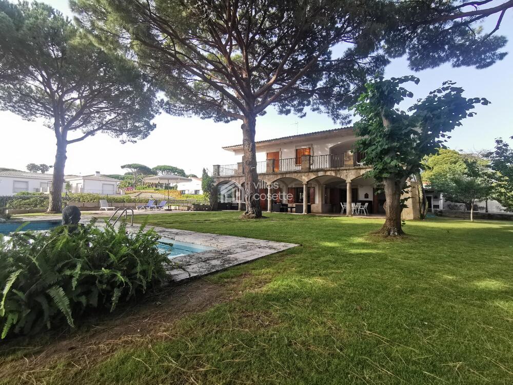 35 VILLA CALYPSO Casa aislada / Villa La Gavina Castell-Platja d'Aro