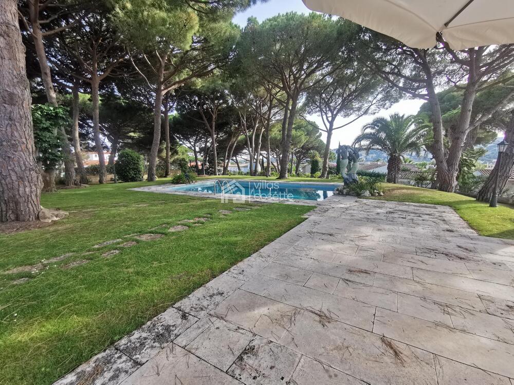35 VILLA CALYPSO Casa aislada / Villa La Gavina Castell-Platja d'Aro