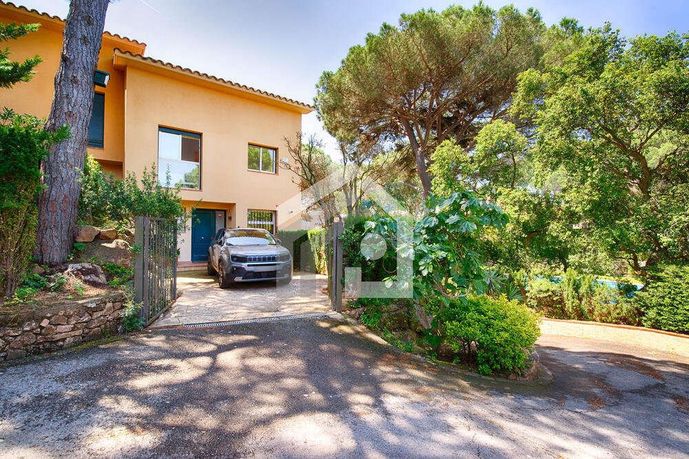 18 01 VILLA CAMI DE LES PENYES Casa aislada / Villa  Sant Feliu de Guíxols