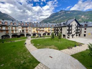 00097 Parque Los TIlos 3 Apartamento  Benasque