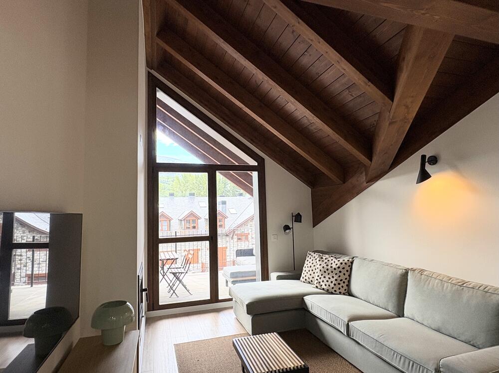 000117 Posets Ático  Benasque