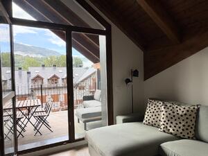 000117 Posets Ático  Benasque
