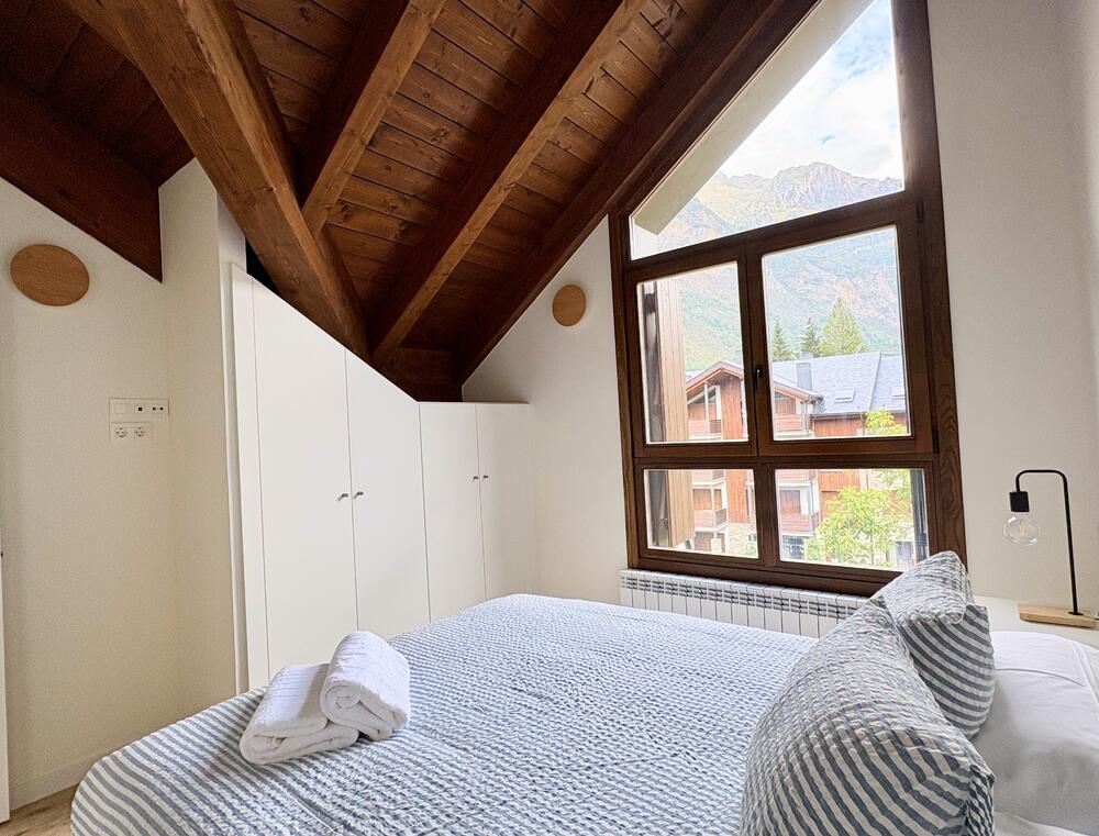 000117 Posets Ático  Benasque