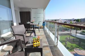 101255 1H - PRI - TIPOA - 422 PORTOMAR PLUS Appartement  Roses