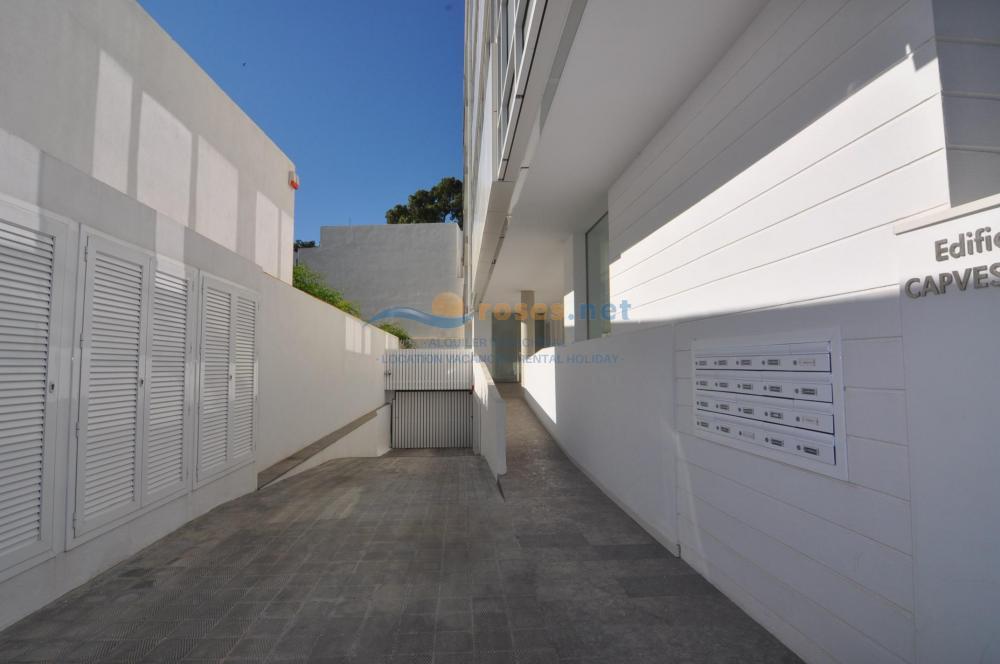 113485 CAP VESPRE 3B2 Apartment Roses 113485 CAP VESPRE 3B2 Apartment Roses