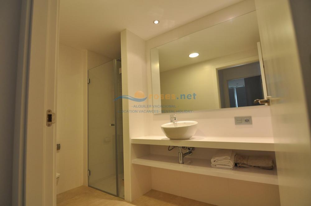 113485 CAP VESPRE 3B2 Apartment Roses 113485 CAP VESPRE 3B2 Apartment Roses