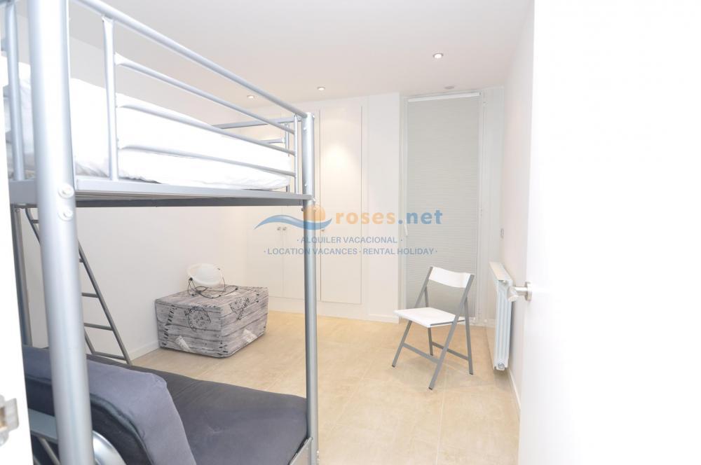 113485 CAP VESPRE 3B2 Apartment Roses 113485 CAP VESPRE 3B2 Apartment Roses