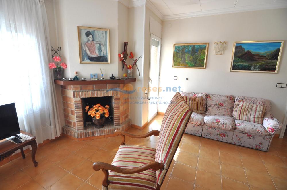 277947 DOCTOR FLEMING 35 Apartment Roses 277947 DOCTOR FLEMING 35 Apartment Roses