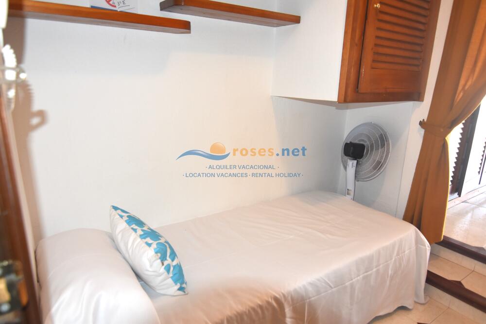 147664 EDEN MAR 3 Studio-Apartment Roses 147664 EDEN MAR 3 Studio-Apartment Roses