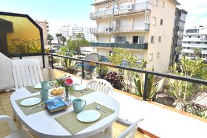 147664 EDEN MAR 3 Studio-Apartment  Roses