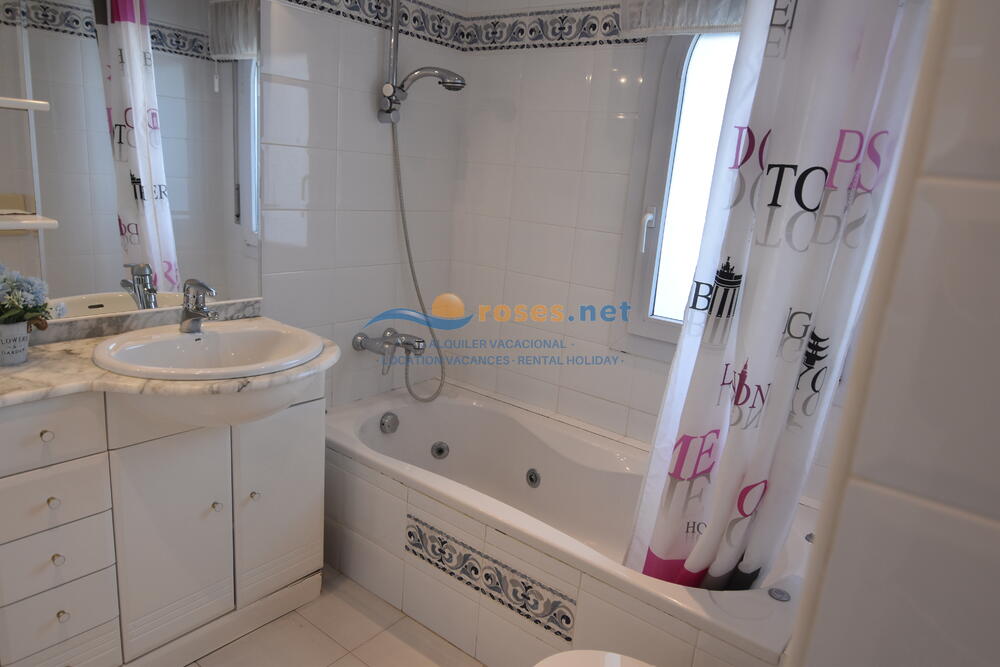 91211 EMPURIABRAVA - PORT PRIMER Chalet Port Primer Empuriabrava 91211 EMPURIABRAVA - PORT PRIMER Chalet Port Primer Empuriabrava