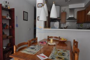 172157 FIGUERES - GA - Apartment  Roses